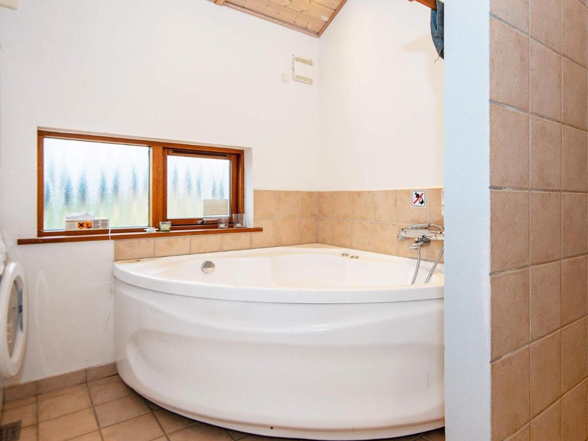 7 Person Holiday Home In Ulfborg Thorsminde Экстерьер фото